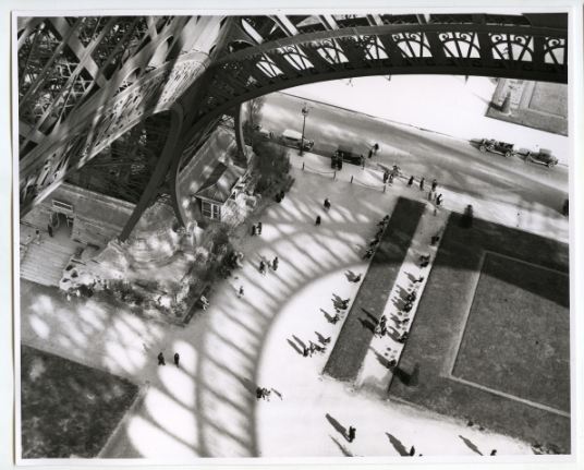 Eiffel Tower, Paris, 1929 (silver gelatin print), Andre Kertesz (1894-1985) / The Israel Museum, Jerusalem, Israel / The Noel and Harriette Levine Collection / Bridgeman Images