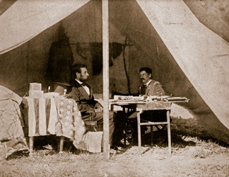 STC354349 The Last Interview between President Lincoln and General McClellan at Antietam, 1862 (b/w photo) by Mathew Brady & Studio/ The Stapleton Collection