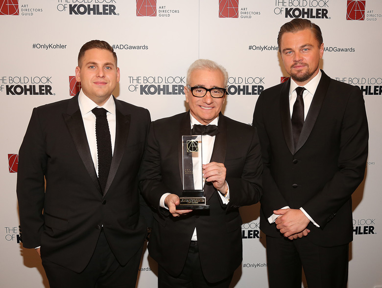 Jonah Hill, Martin Scorsese with his Cinematic Image Award for The Wolf of Wall Street, Leonardo DiCaprio / © Art Directors Guild, 2014
