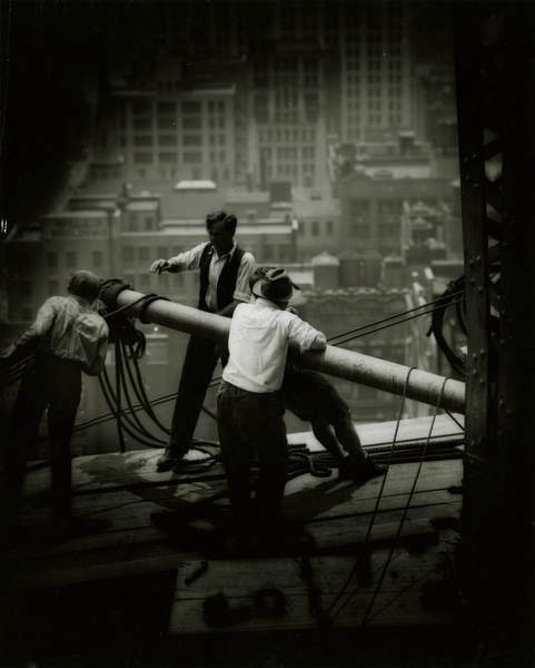 Empire State Building Construction - Workers Balancing Beams, New York, USA, c.1930-31 (gelatin silver photo), Irving Browning, (1895-1961) / Collection of the New-York Historical Society, USA / © New York Historical Society / Bridgeman Images